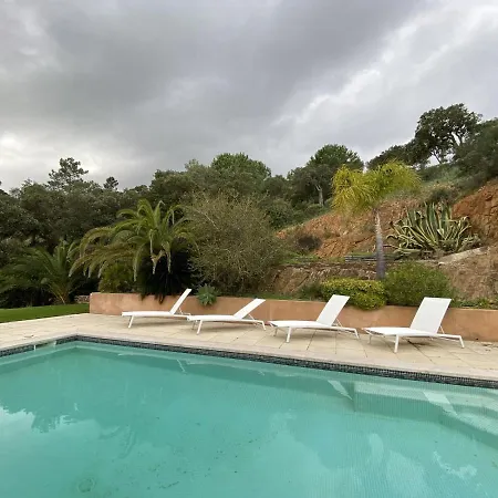 Villa 4 Chambres Piscine Vue Mer Proche Plage De *